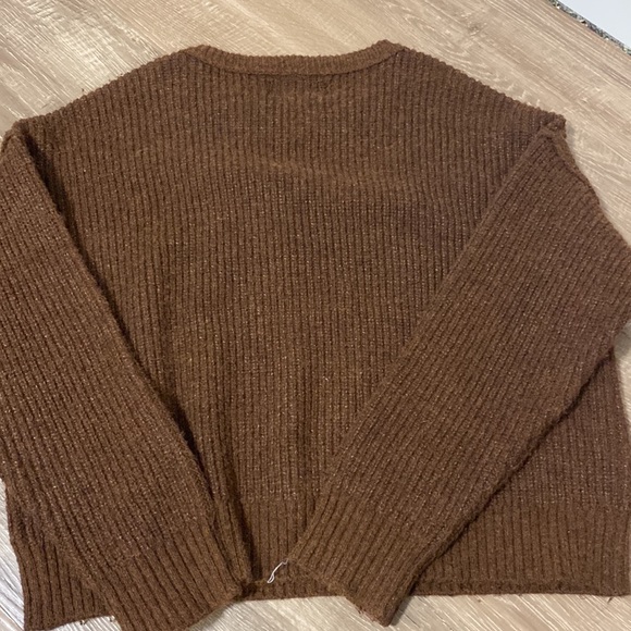 brown sweater - Picture 2 of 3